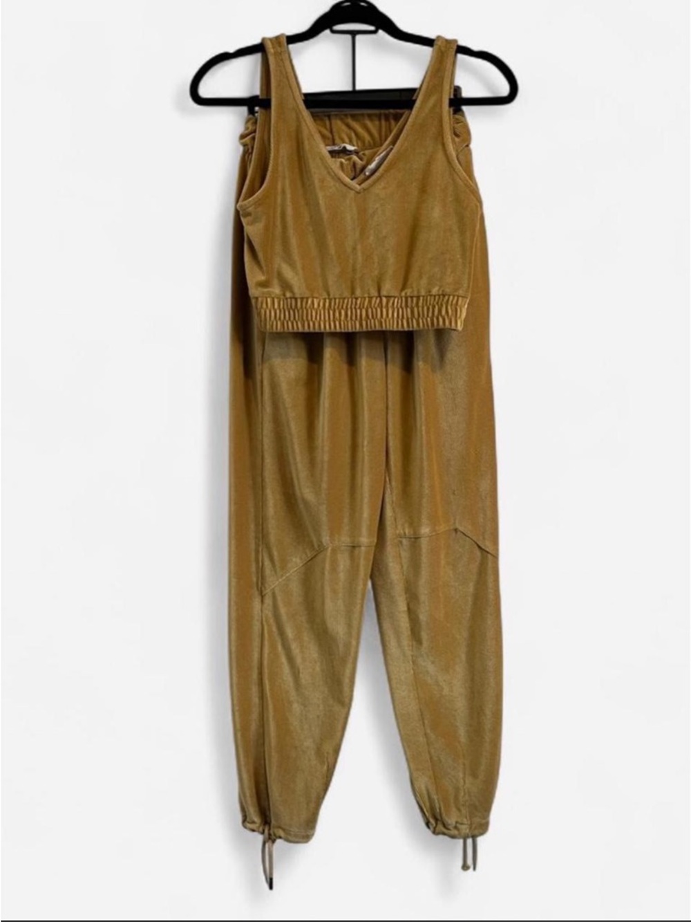 Gold / tan velour jogger set